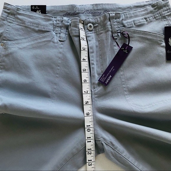 Womens Gray Cargo Capri Pants Size 12 Comfort Stretch - Picture 15 of 15